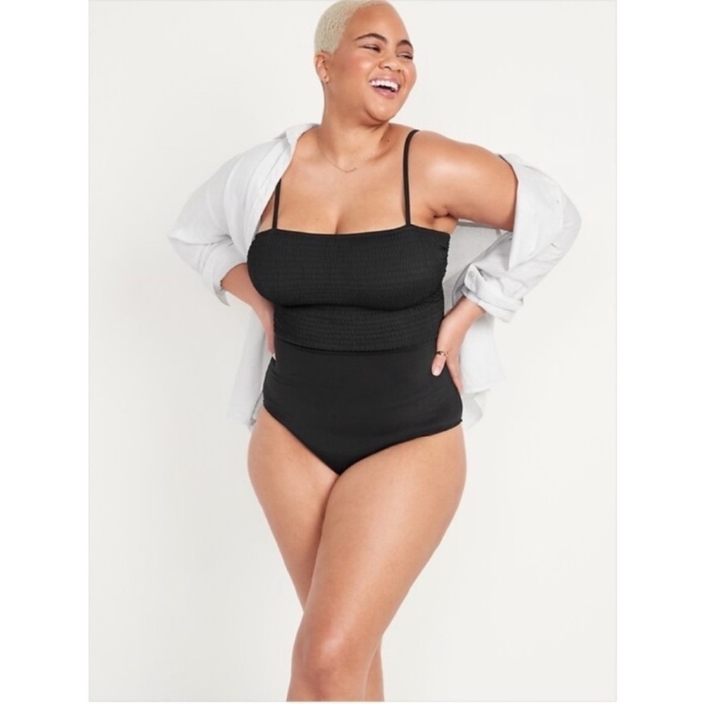 NWT‎ Old Navy Smocked Bandeau One-Piece Black Swimsuit Sz L